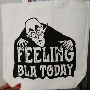 Dracula tote
